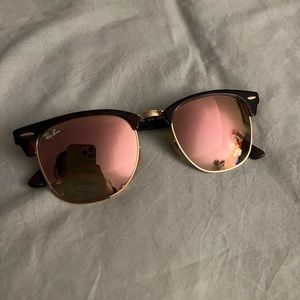Ray-Ban Clubmaster with Pink Reflective Lens